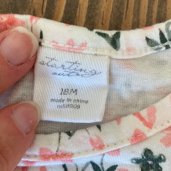 Floral one piece romper! Starting out brand from dillards, 18 months. - Picture 3 of 4